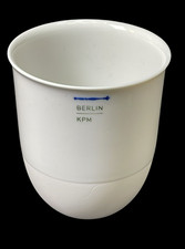 KPM Berlin  LAB Becher No. 0 /