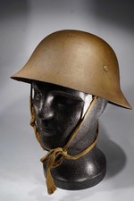 WW2 Stahlhelm Japan mit Nischrift, Innenfutter und Kinnriemen    - 2. Weltkrieg