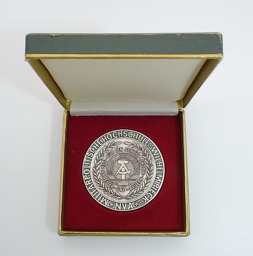 Ddr medaille etui wilhelm - medaille,