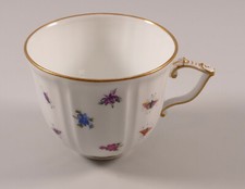 Meissen Prunk Kaffeetasse Tasse Streublümchen Insekten Stabrelief 1.Wahl um 1890