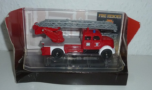 Corgi fire heroes - /,