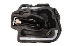 Werkzeugkasten Wagenheber / Bordwerkzeug VW Fox 1.2 5 Z VW  FOX SCHRÄGHECK (5Z1,