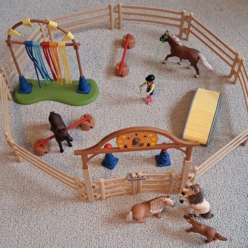 Schleich farm world pony - farm, world,