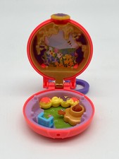 Mattel Polly Pocket Tiny is Mighty Bienenhaus - Schatulle Mini Spielset