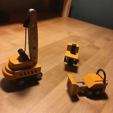 Baufahrzeuge von plantoys