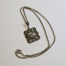 Vintage Auerhahn Jagdmotiv Kettenanhänger + Kette, 800 / 835 Silber = 11,4 g