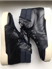 Umit Benan, Hi-Top Luxus