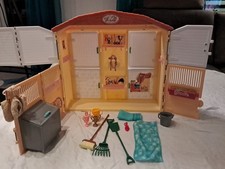 Barbie Mitnahme Pferdestall