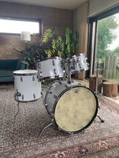 70er Drumset USA Schlagzeug „Big R“ Rogers. Top Zustand. Mit Memriloc Hardware.