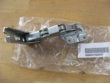 2211202037 Scharnier