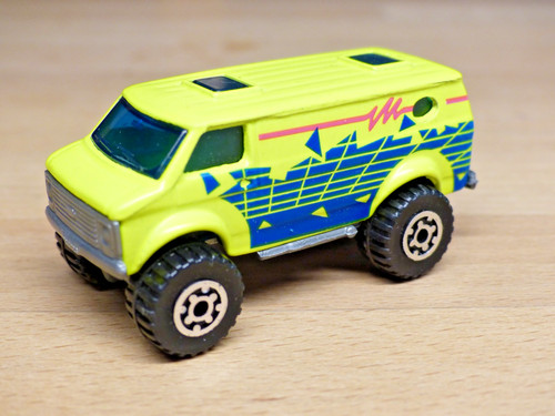 Matchbox 4x4 chevy van - matchbox,