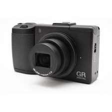 RICOH GR DIGITAL III 3