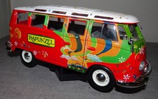 VW T1 Samba Bus Hippie Line