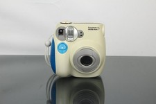Fujifilm Instant Camera INSTAX