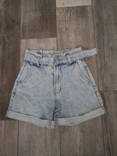 Amisu, Jeans, Gr. 36, Kurz, Mit Gürtel, Hellblau, Damen, Mädchen