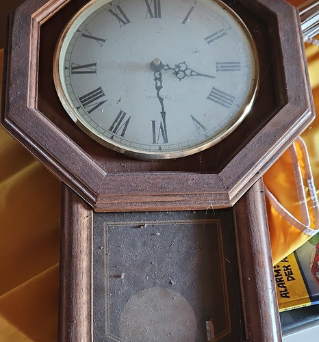 Wanduhr holz braun - wanduhr,