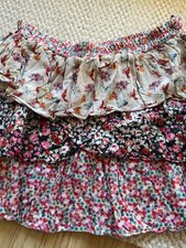 Zara Rock Blumen Stufenrock