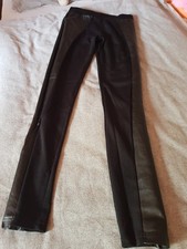 Leggins mit Kunstledereinsatz Gr. S