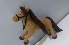 Handgehäkeltes Pferd Amigurumi – Unikat Dekofigur Handarbeit Sammlerstück, At