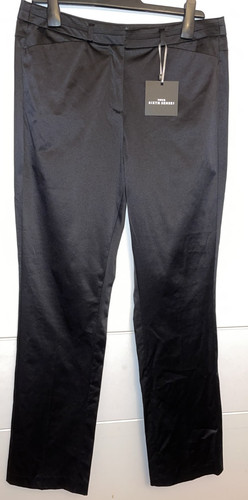 Neue hose aus - neue,