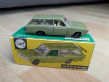 SIKU V284 Ford 17 M Turnier Kombi grün - toller Zustand Vitrinenmodell