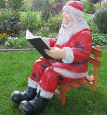 XXL Weihnachtsmann mit Buch +Holzstuhl lebensgross Santa Garten-Deko Modell 2025