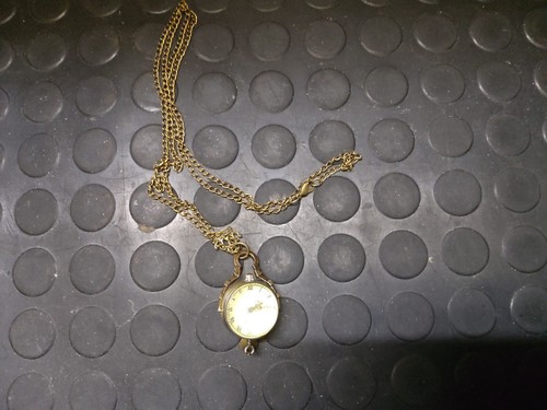 Schöne halskette mit kugeluhr - schöne,