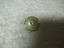 Knöpfe 5 Stück creme/gold