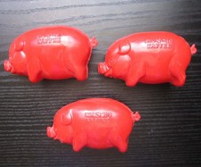 3 x EDUSCHO SPARSCHWEIN Roter Kunststoff 1970er Jahre Reklame Werbung selten