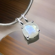 💙  Regenbogen Mondstein