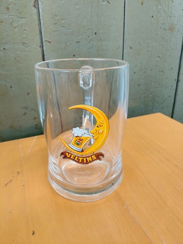 Veltins krug motiv mond - veltins,