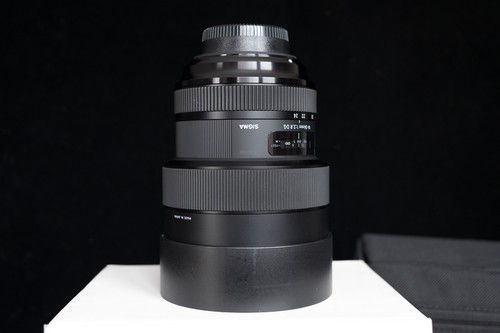 Sigma 2 8 dg - sigma, f/2.8