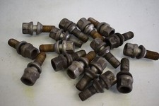 Citroen C4 4/5-Türer BJ2005 16 x Radschrauben Radbolzen Radmuttern 409106