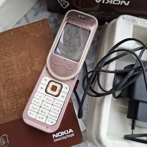 Nokia 7373 powder pink - nokia,