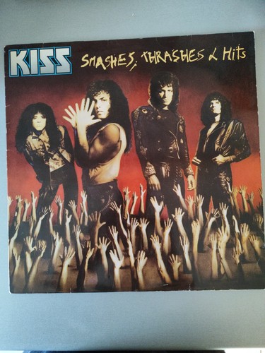 Kiss smashes thrashes hits - smashes,