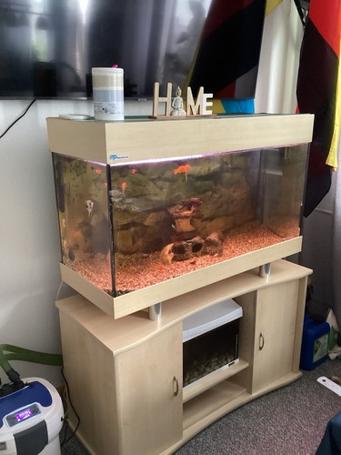 Aquarium und alles - auf, den
