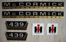 IHC Aufkleber Mc Cormick Traktor 439 gold Logo Emblem Sticker Label