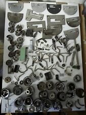 Konvolut von Ersatzteilen für Kettelmaschine Titan DK 2500 und Nähmaschinenersat