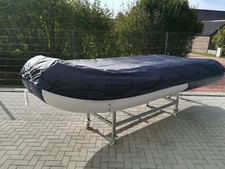 Schlauchbootplane Abdeckplane Persenning auf dem Wasser für 3,30m in Schwarz