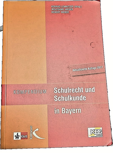 Kompendium schulrecht und - schulrecht,