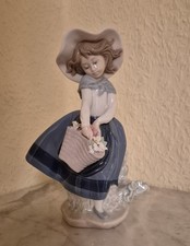 LLADRO Porzellan Mädchen mit