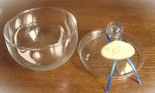 Dose aus Glas - mit Deckel -