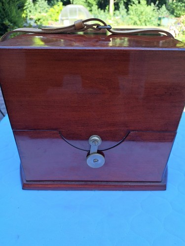 Edle mahagoni holzbox mit - edle,