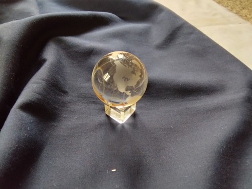Weltkugel massiv glas - massiv,