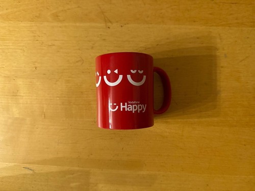Vodafone happy tasse rot - tasse, neu