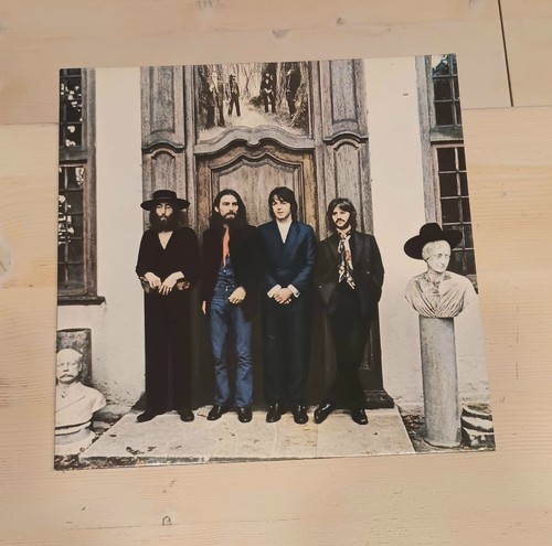 Beatles vinyl 70 nl - ©70,
