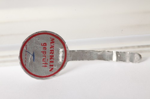 Märklin prüfsiegel rot - h0,