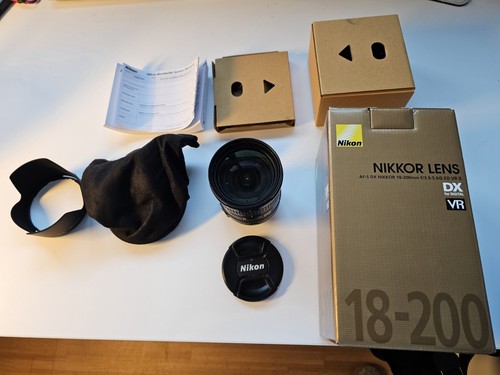Nikon nikkor 18 200mm - dx,