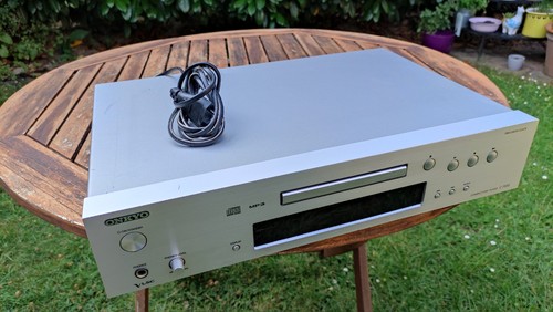 Onkyo 7030 cd player - onkyo, cd-player