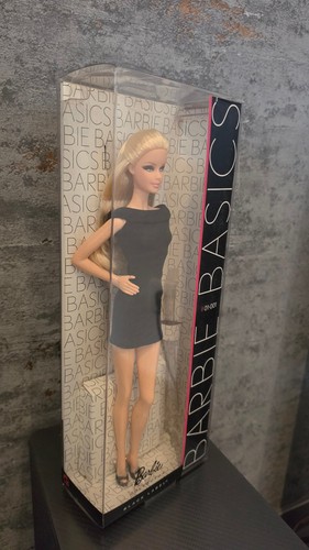 Barbie basics collection - barbie,